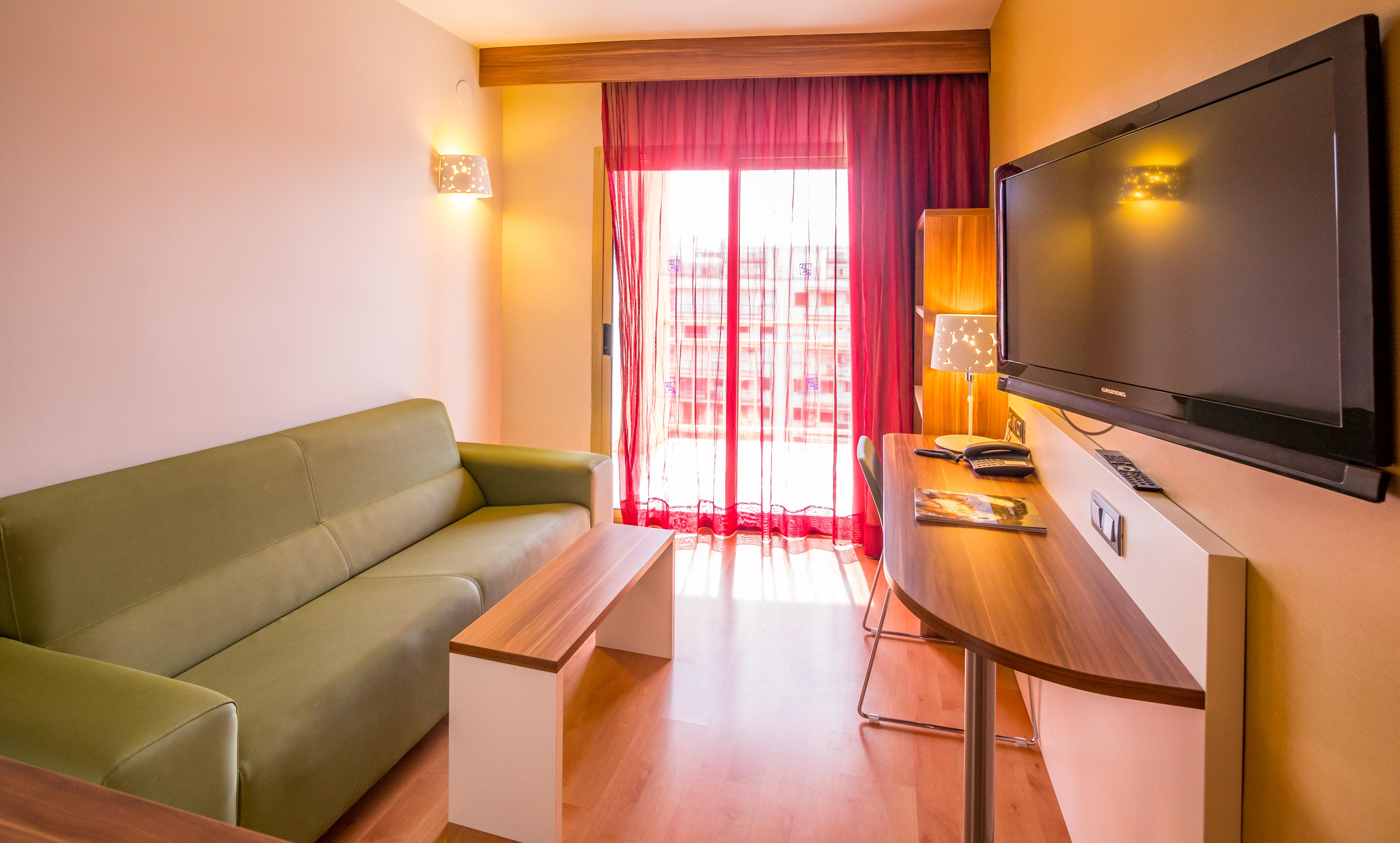 Golden Avenida Family Suites 4* Salou Eksteriør bilde