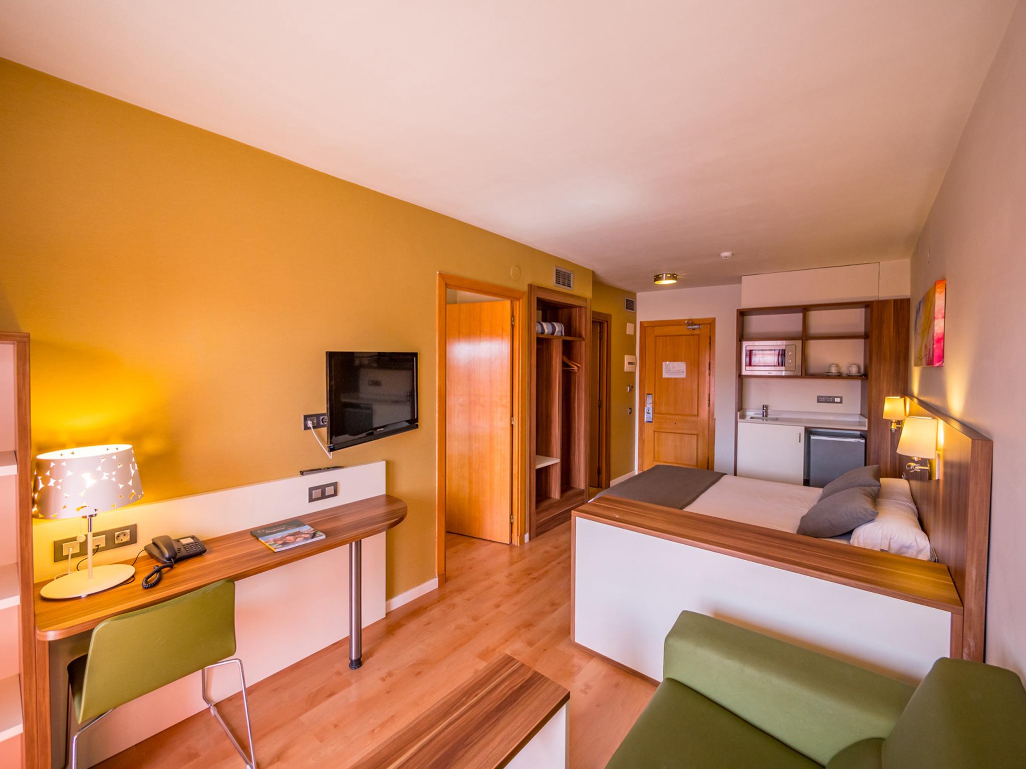 Golden Avenida Family Suites 4* Salou Eksteriør bilde