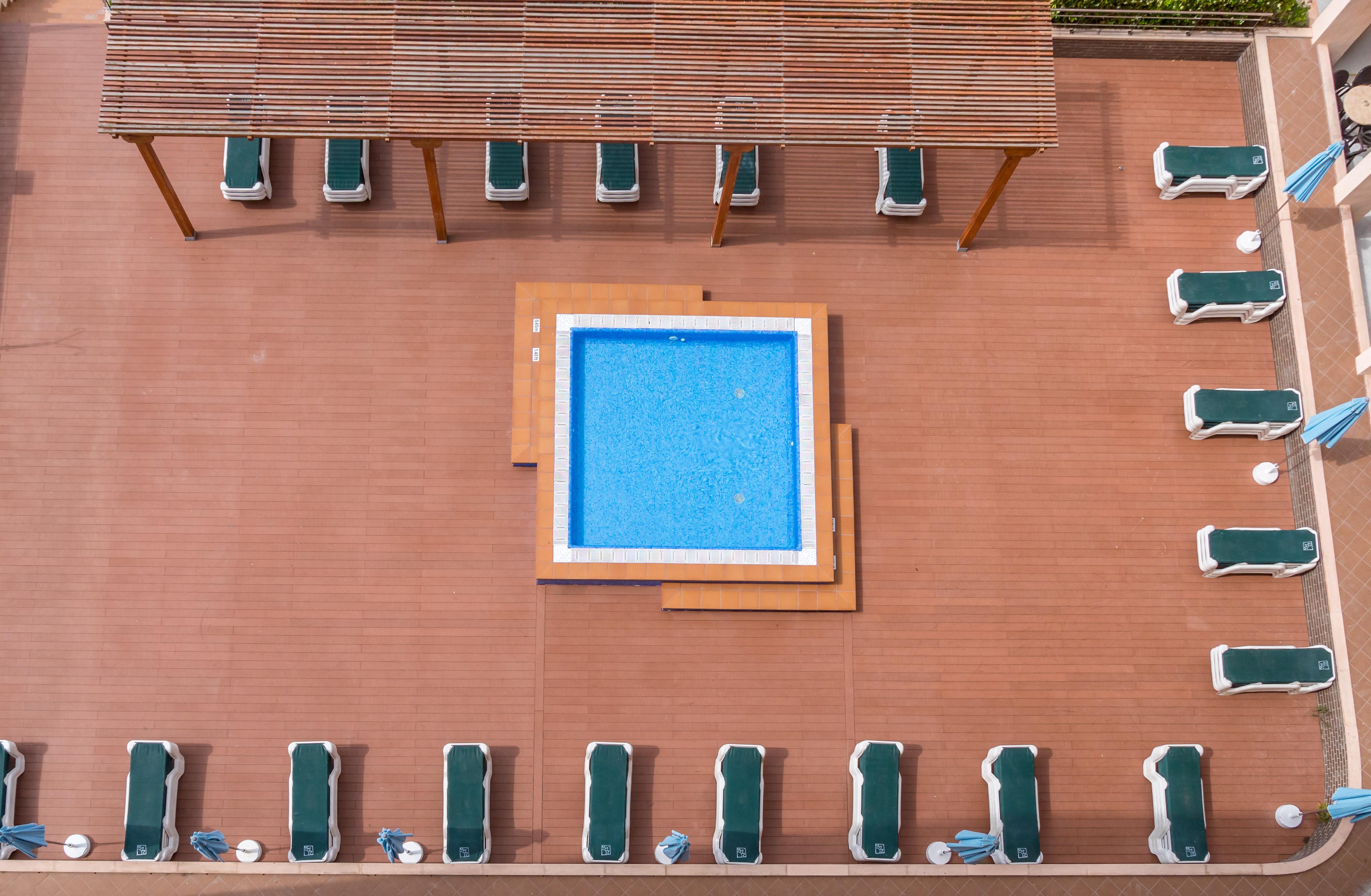 Golden Avenida Family Suites 4* Salou Eksteriør bilde