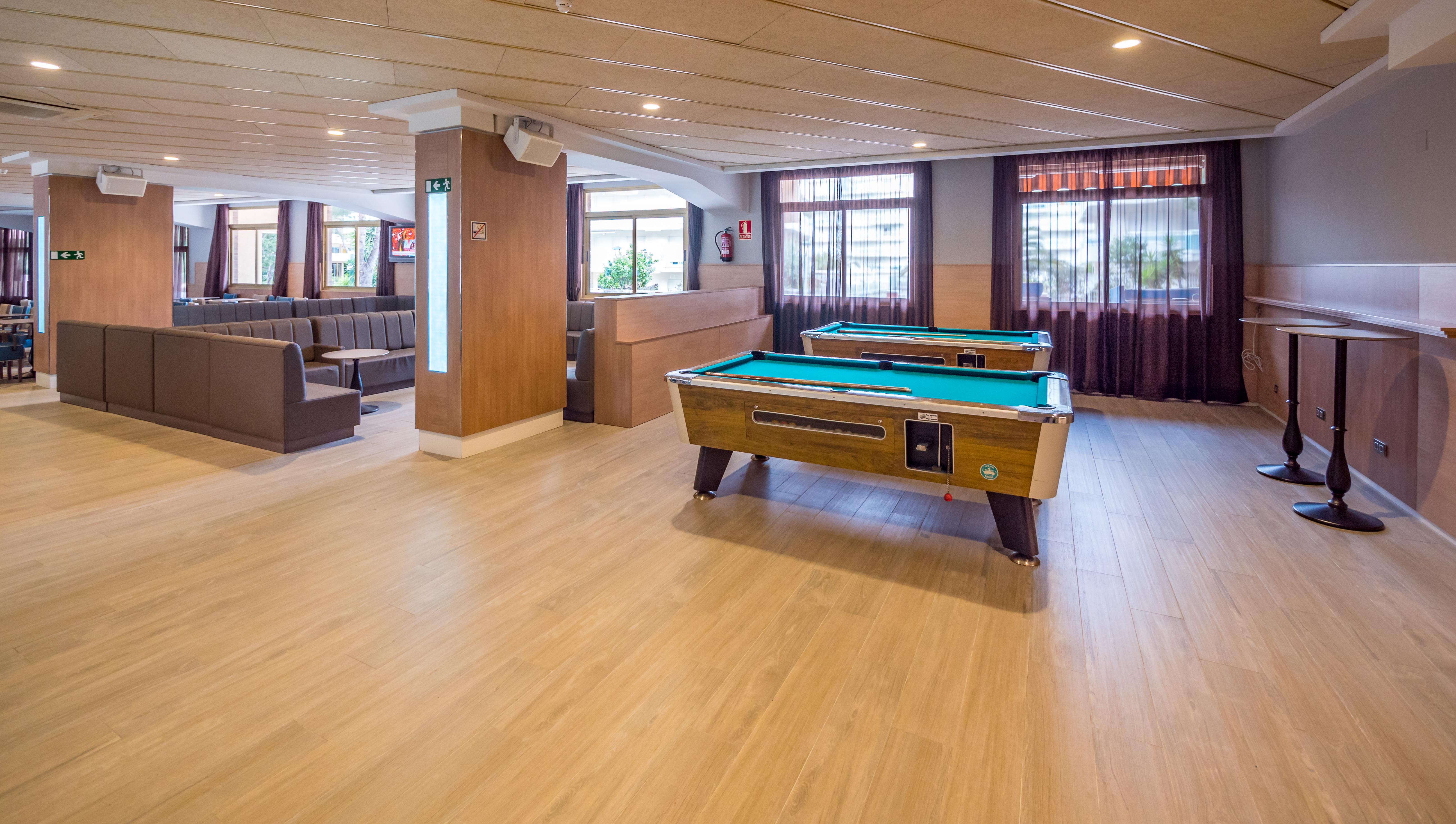 Golden Avenida Family Suites 4* Salou Eksteriør bilde