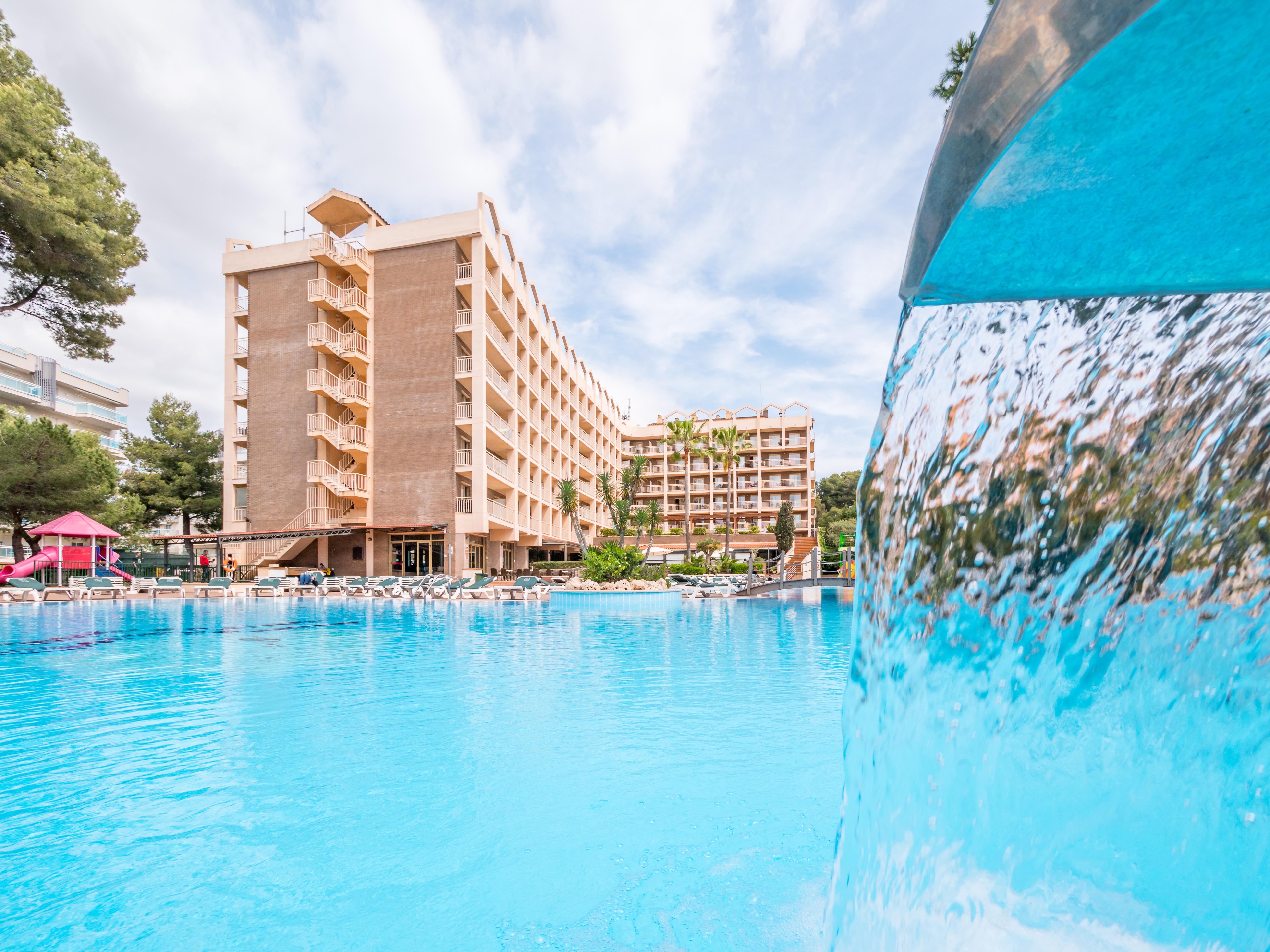 Golden Avenida Family Suites 4* Salou Eksteriør bilde