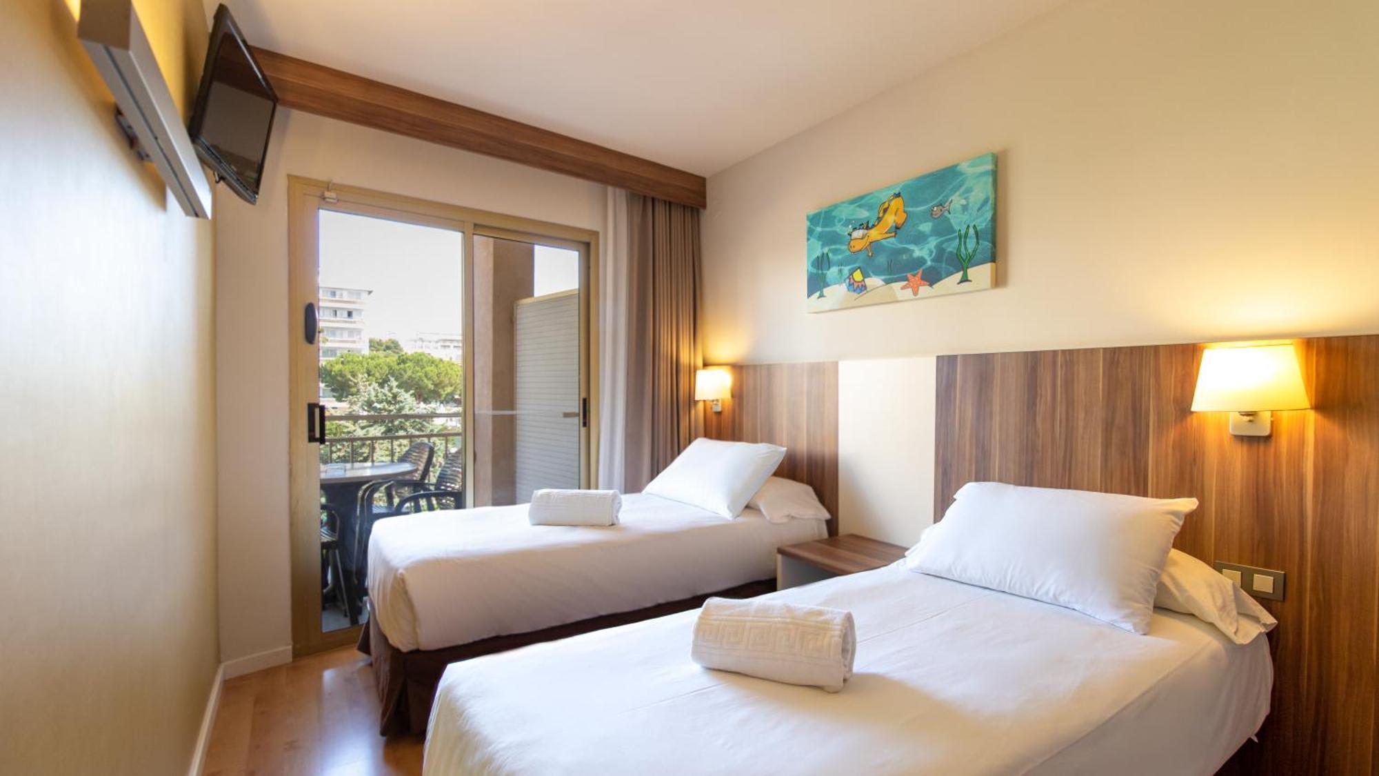 Golden Avenida Family Suites 4* Salou Eksteriør bilde