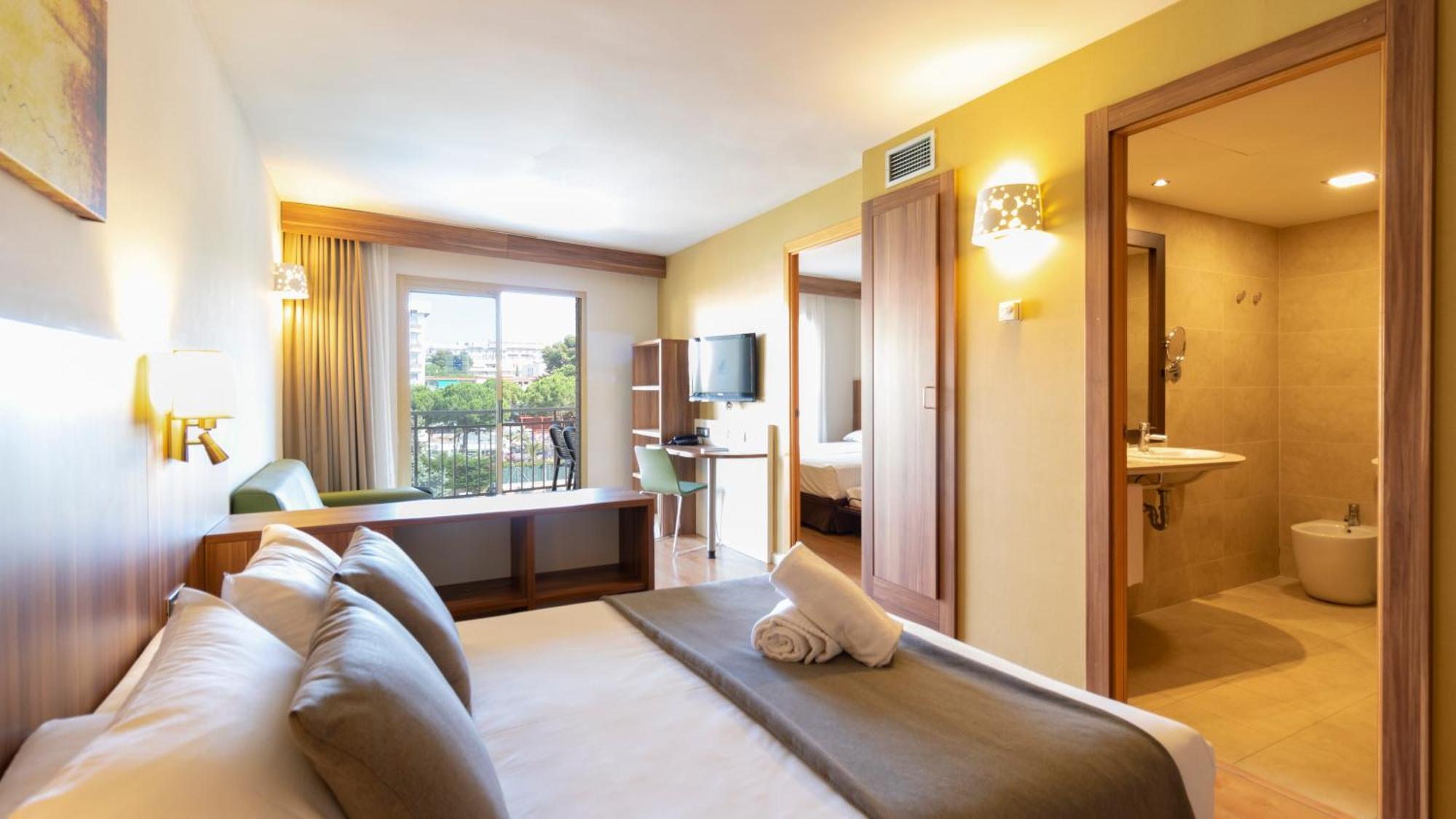 Golden Avenida Family Suites 4* Salou Eksteriør bilde