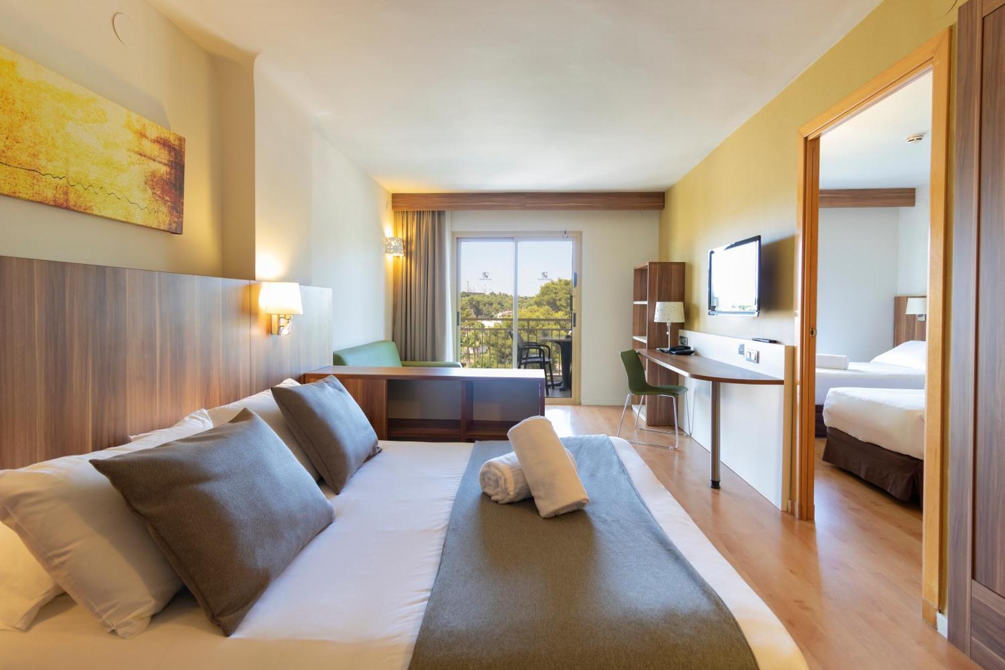Golden Avenida Family Suites 4* Salou Eksteriør bilde