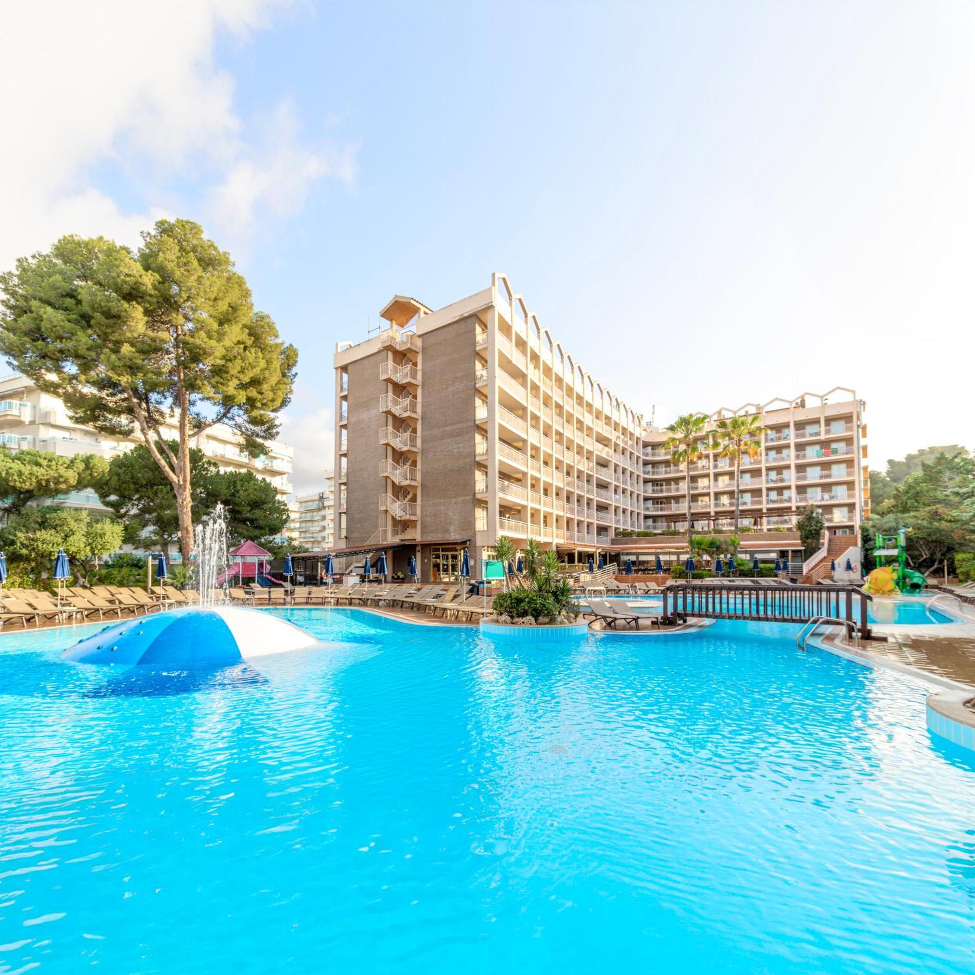 Golden Avenida Family Suites 4* Salou Eksteriør bilde