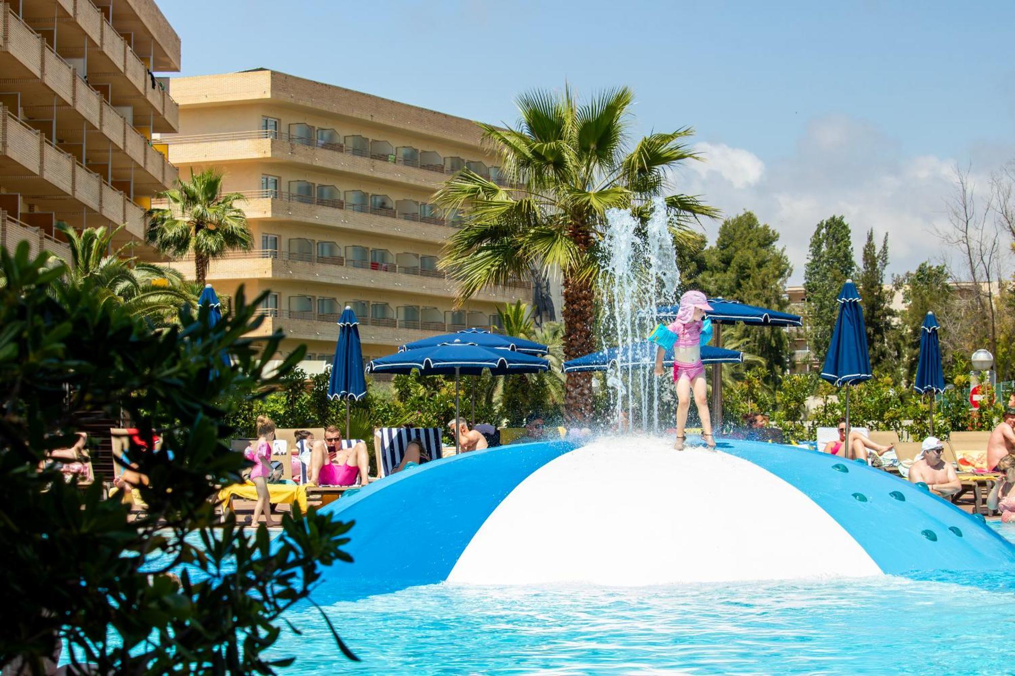 Golden Avenida Family Suites 4* Salou Eksteriør bilde