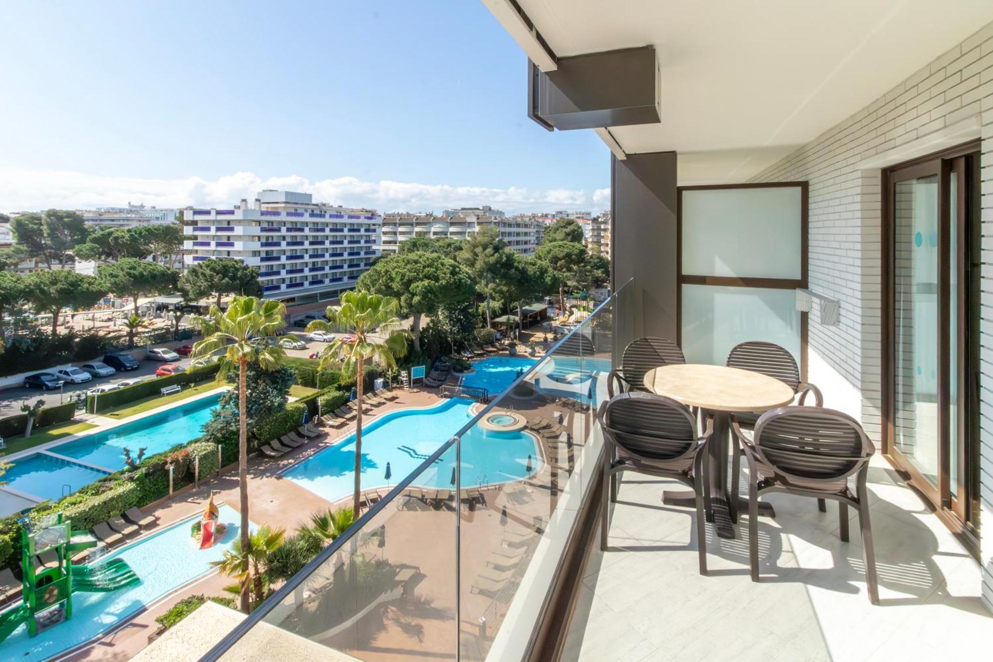 Golden Avenida Family Suites 4* Salou Eksteriør bilde