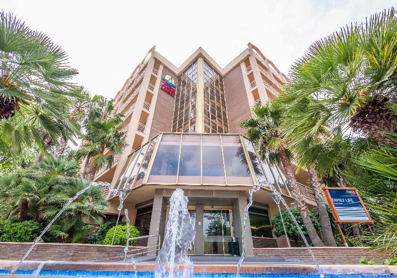 Golden Avenida Family Suites 4* Salou Eksteriør bilde